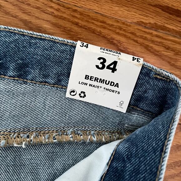 MNG Denim Bermuda Shorts Womens Size 2 Medium Blue Bleached 100% Cotton Casual - Picture 5 of 11